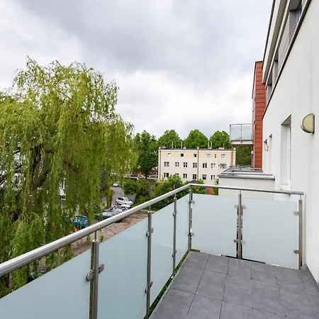 Malczewskiego Chic By Bookinghost *