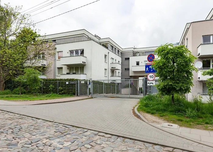 Malczewskiego Chic By Bookinghost * Gdańsk