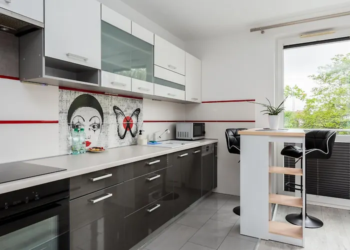 Malczewskiego Chic By Bookinghost